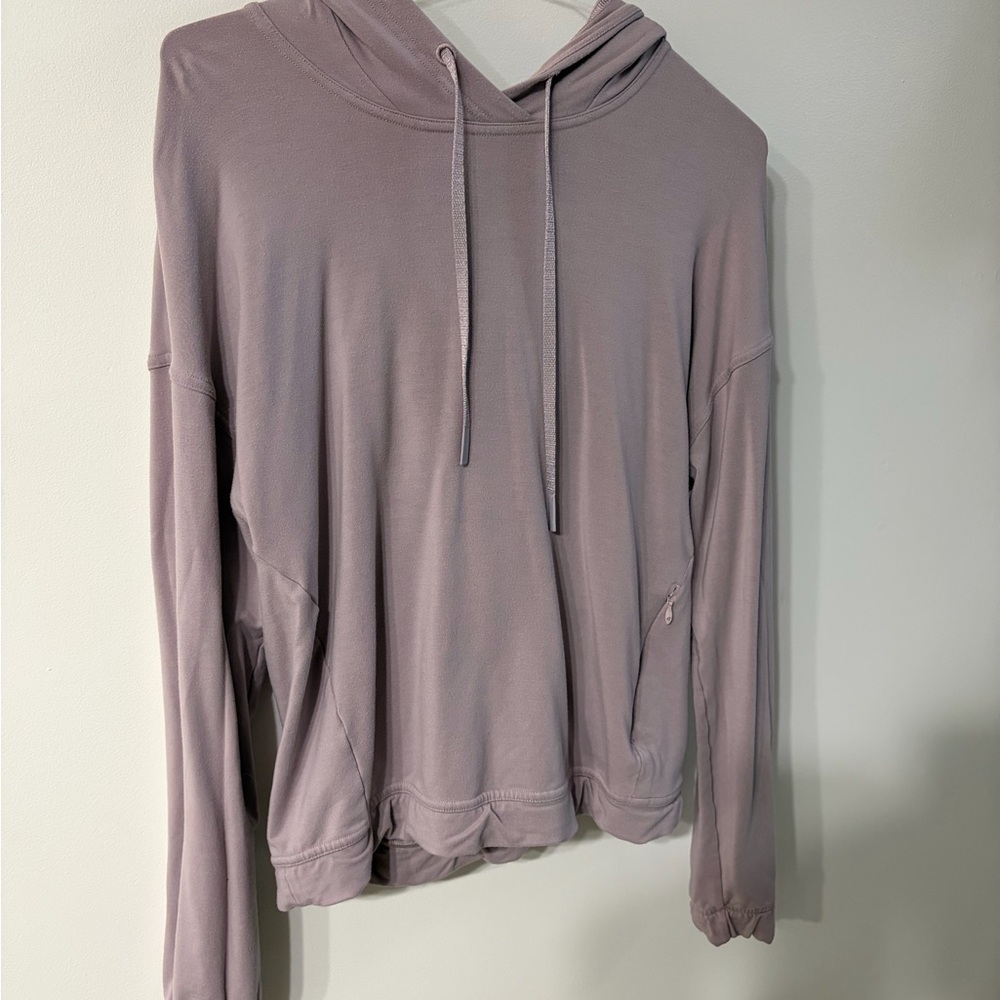 Lululemon Mauve Pullover